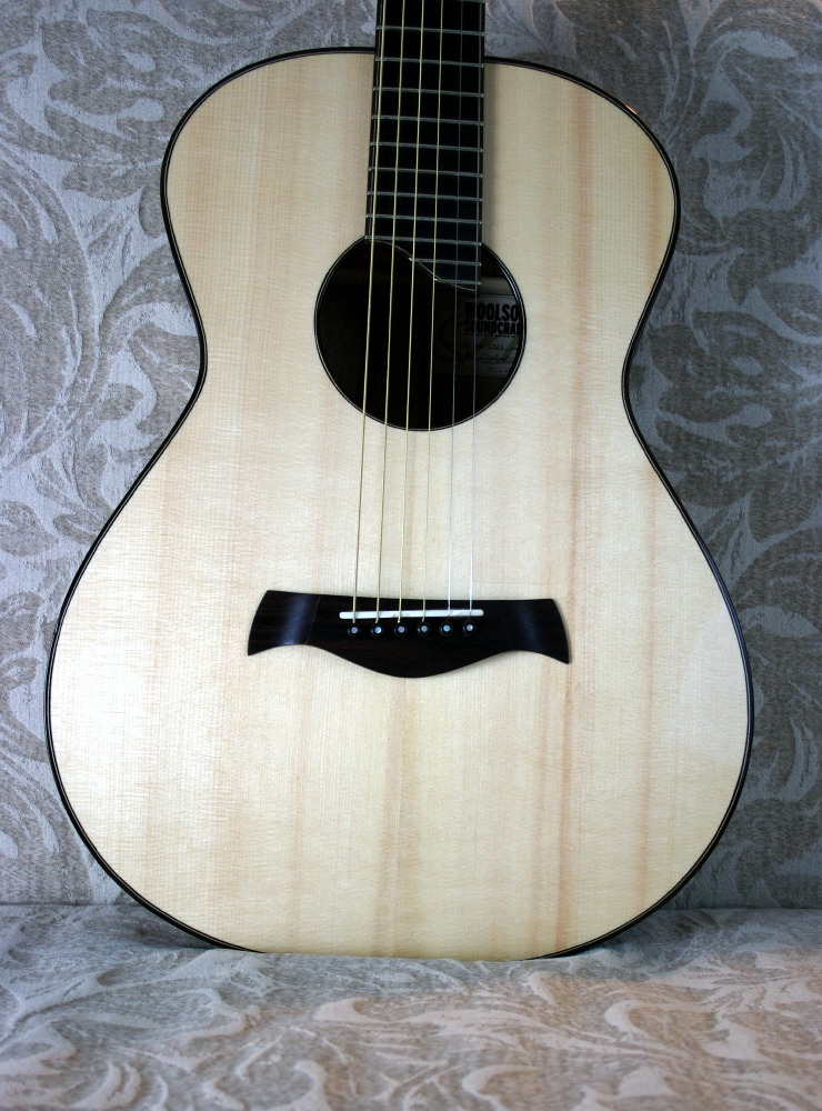 Guitars/WoolsonLG/woolson94front.jpg